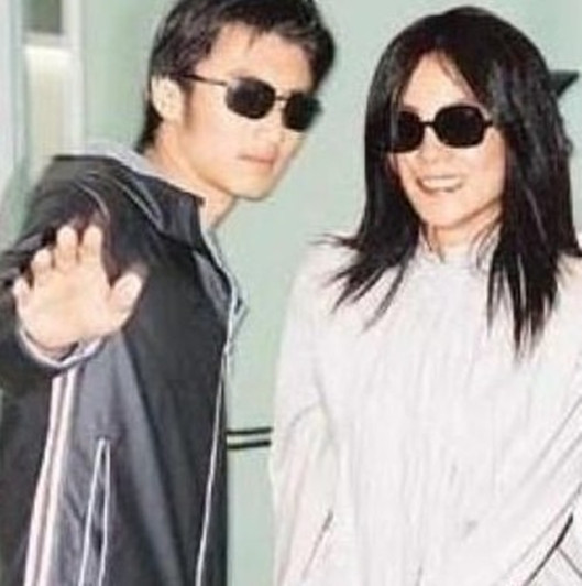 http://attach.bbs.china.com.cn/forum/201311/21/082656r49min9uewwks505.jpg