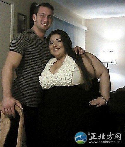 400斤重女子找到高大帅气男友 被称励志姐--陕