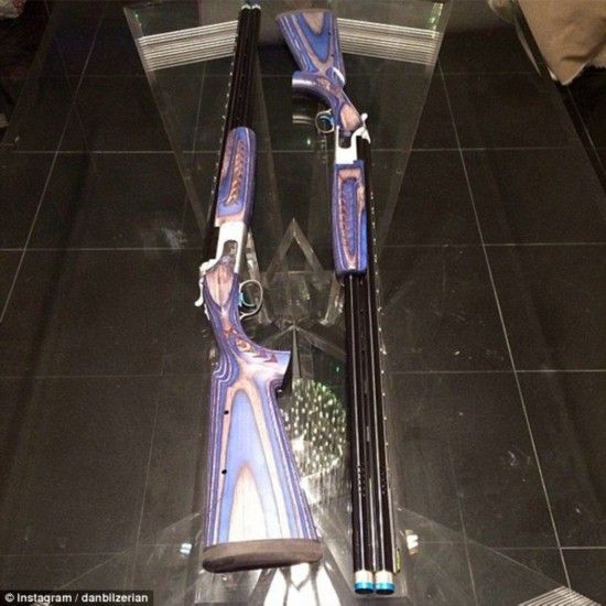 美国32岁富豪纵欲糜烂 中国富豪相亲会选妃是