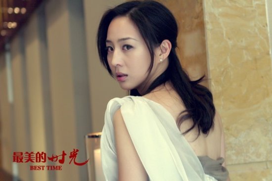 《最美的时光》钟汉良守护张钧宁养眼剧照盘点