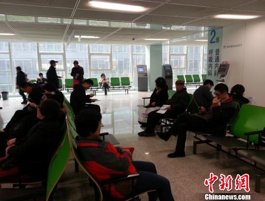 呼吸科专家也成污染受害者称雾霾影响非短期效应