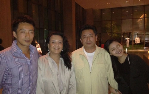 曝大S怀<em>女儿</em>张兰拒带孩子:年轻人<em>自己</em>教--江西