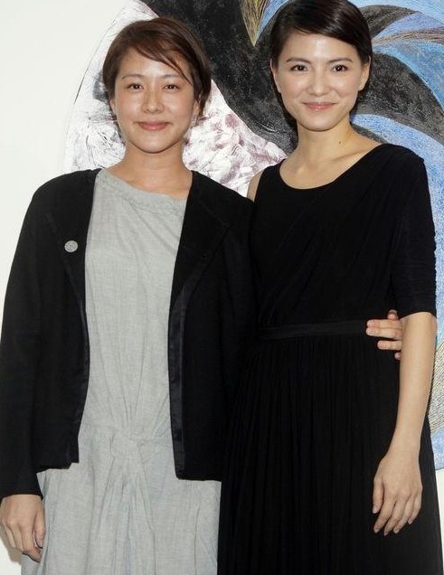 女星合影<em>暴露真实</em>年龄 高圆圆完胜李小璐(图)【