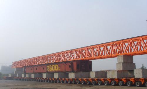 243吨运输车交12万过路费 实拍轮子最多的卡