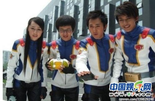 <em>爱情公寓</em>4全集剧情1-24集介绍 一菲小贤主演跑