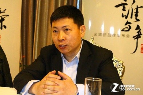 华为余承东:荣耀新机是为退烧而生