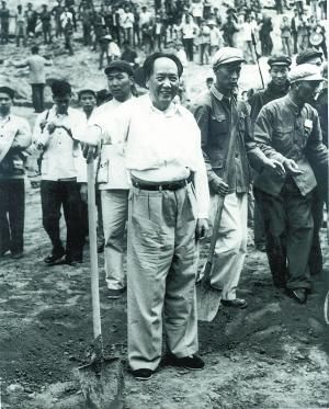 1958525գë󶫵ʮˮμͶӰ 