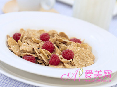 养生:8类便宜食物是天然钙片 营养好吸收(图)