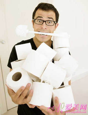 情感两性:注意!出轨男人送给 小三 5句大实话\/图