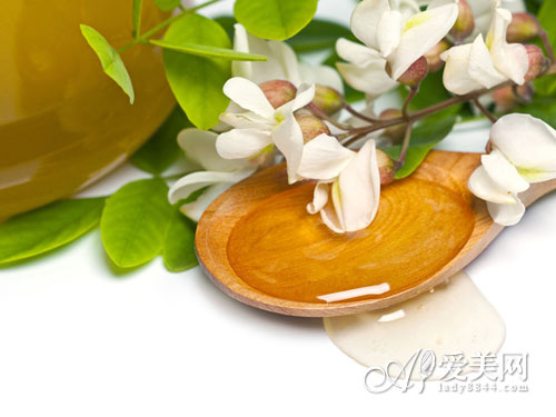 睡前喝蜂蜜水长胖又蛀牙 细数喝蜂蜜的8禁忌