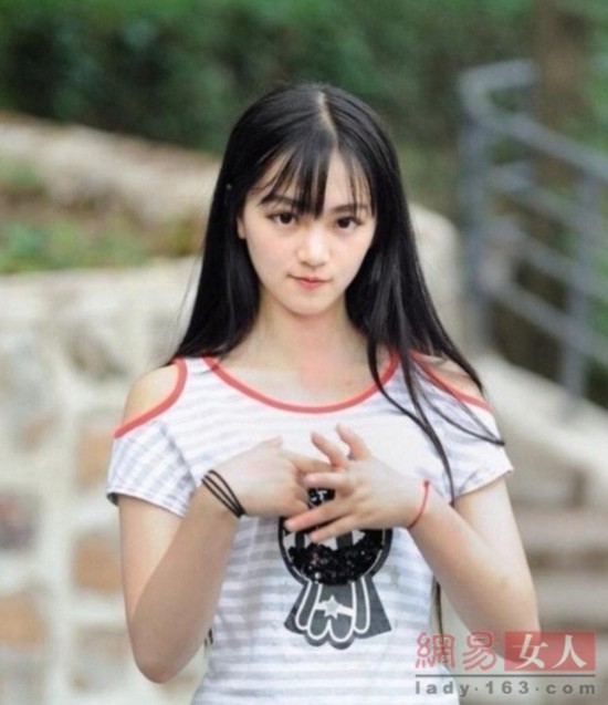 谁是你的校花真女神 萌妹子白富美or<em>大胸妹</em>【