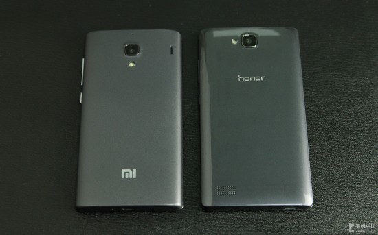 荣耀3c和红米手机外观对比(3)