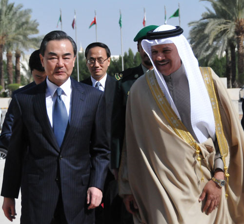王毅外长会见海湾阿拉伯国家合作委员会秘书长