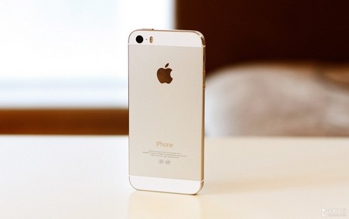 30日手机行情:iPhone 5s冰点价 小米2S售1699