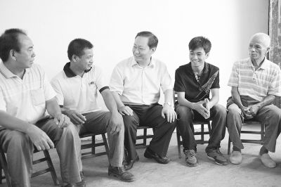 田阳县农民工调查 调查人 彭清华(中共广西壮族自治区党委书记