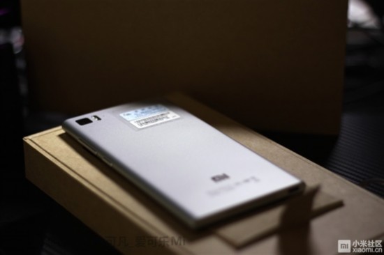 联通版小米手机3首发开箱图赏