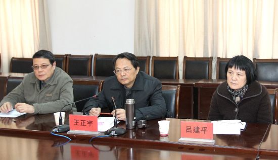 江苏省国资委副主任王正宇一行到泗洪调研