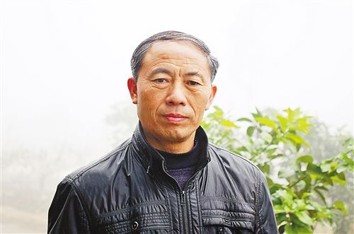 村支书蒙进学:村支部就是为群众办实事的地方