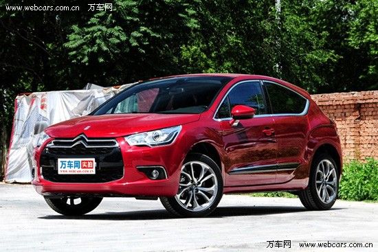 进口DS4全系优惠1万元 店内少量现车供应