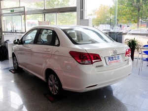 Eϵ2013  1.5L Զ