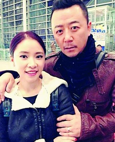 郭涛晒与妻子合照:叔发誓带你闯世界(图)