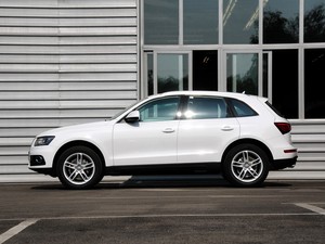 �µ�һ��-���ڰµϰµ�Q52013�� 40 TFSI ������