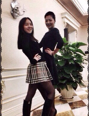 ��ӽŮ������˿���� 11��Ů��Խ�Գ���