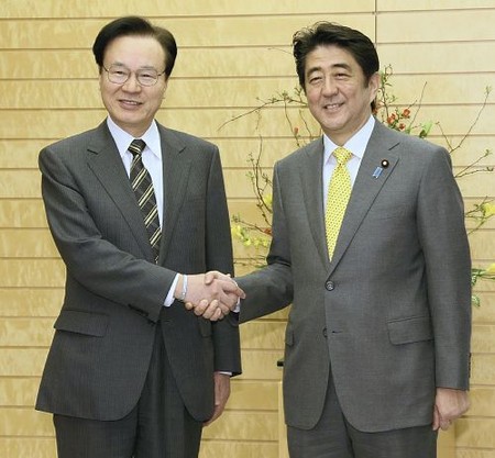 日本国安局成立 谷内正太郎成首任局长(图)