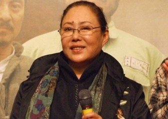 琴高娃安徽拍戏受阻 当地农民:不可<em>男女同床</em>(图