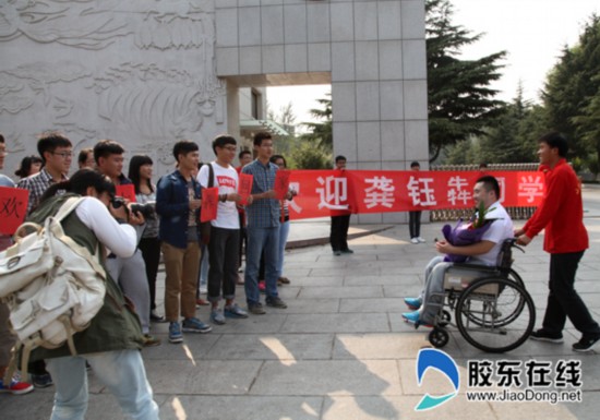 最美中学生龚钰犇被荐上自强之星曾为救人失去腿