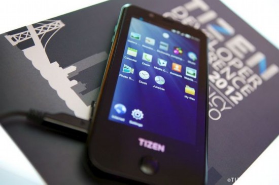 �ձ�Docomoһ���ȿ���Tizen���ܻ� ǰ;�ϲ�
