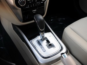 �������������ݶ�2013�� 1.6L �Զ������� ��V