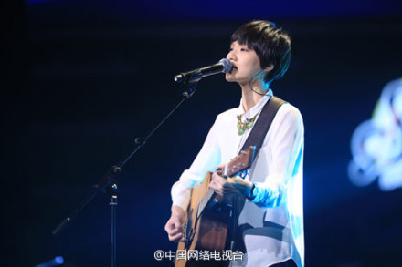 《中国好<em>歌曲</em>》学员背景:谢帝走红说唱圈《明