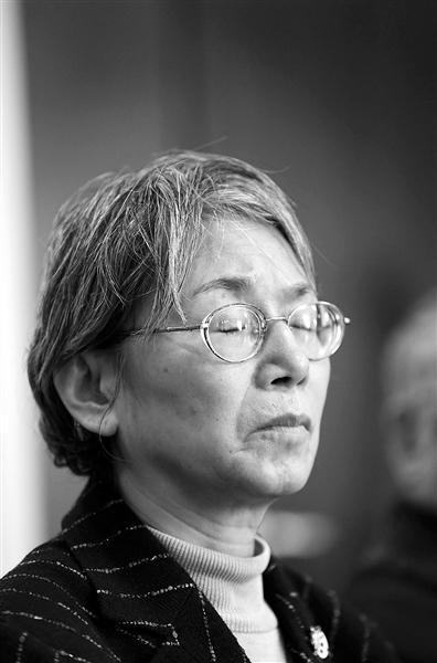 开国上将宋任穷之<em>女向</em>文革受害老师<em>同学道歉</em>【