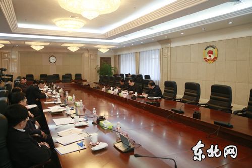 陆昊征求省政协主席会议成员对《政府工作报告