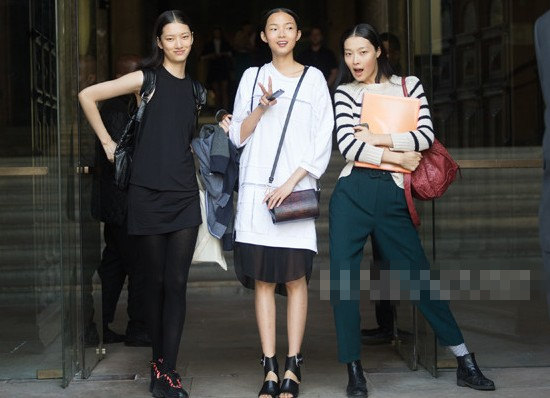  ��ģ�����Ժ�Ӱ ˭������һĿ��Ȼ 