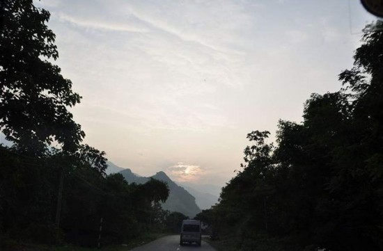 中国小伙晒越南游泡美女经历