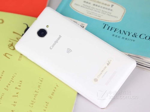 �׿�ǧԪ4G�� ����8720L����ѷ���п��� 