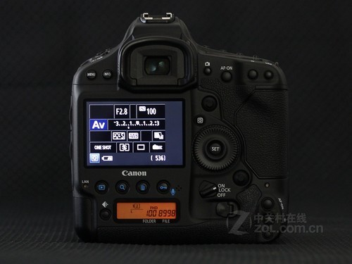 EOS 1DX