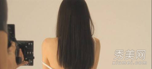 备受貌丑男优蹂躏!日本AV女优工作现场照曝光