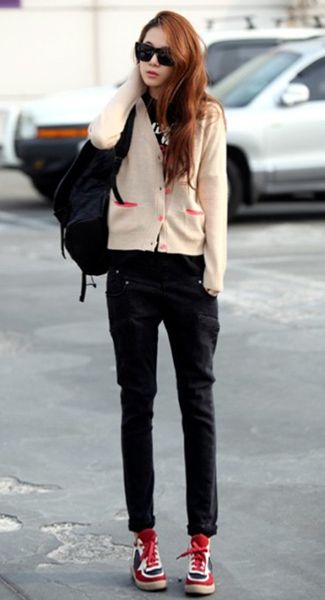  ��ɫë��С���� ����������˰� 