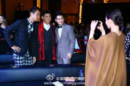 2013微博之夜男神们看过来:林志颖钟汉良吴奇隆齐聚首