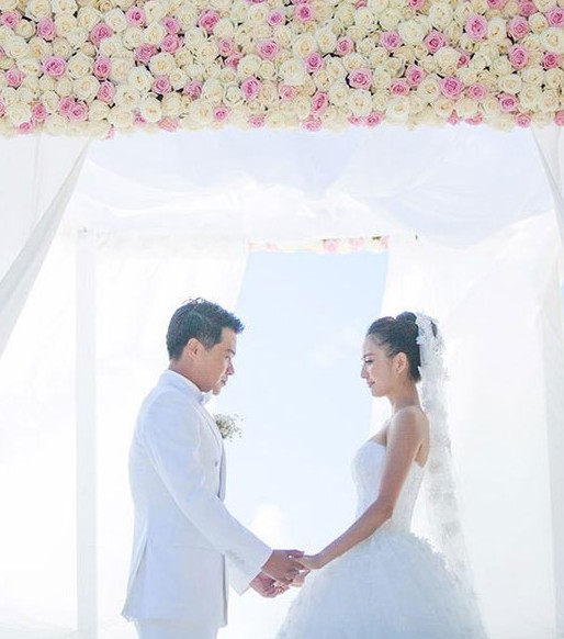 佟丽娅陈思诚婚礼疯狂花絮 伴郎团齐脱裤新娘遭咸猪手(组图)【8】