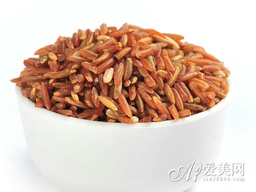 红萝卜红米大蒜 多吃10食物补血养颜气色好