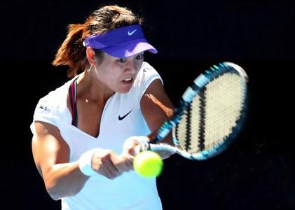 李娜轻松晋级澳网8强 临安澳网赛场收获双重惊