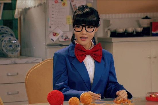 《爱情公寓4》周杰伦变身酒保追求胡一菲 贤