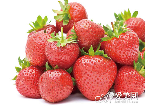 柠檬敷脸惹来黑斑+皮炎 用这5种蔬果敷脸会毁