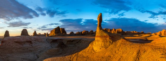 克拉玛依世界魔鬼城冲刺国家5a级旅游景区