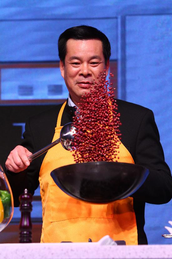 欧琳老总儿子_欧琳水槽下水管安装图