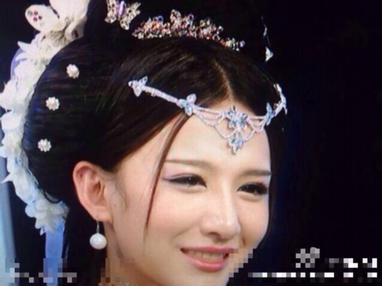 最美伪娘小灿似神仙姐姐+<em>女装</em>扮相秒杀女星【